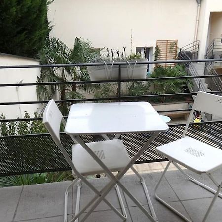 Appartement F3, 2 Chambres Ivry-sur-Seine Kültér fotó